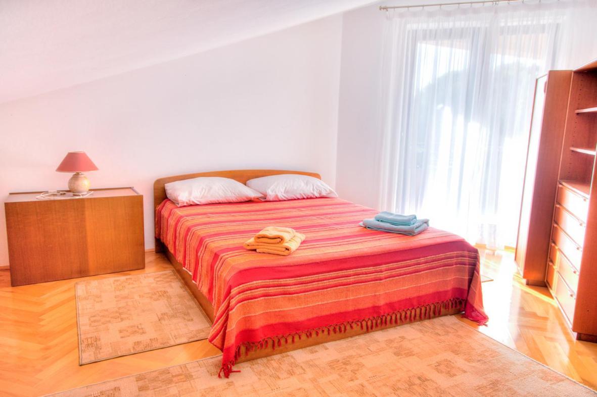 Apartment Josip 2011 Fazana Ngoại thất bức ảnh